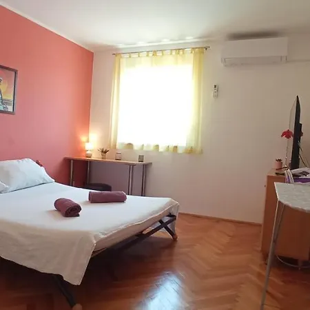 Antonela Apartment Sibenik