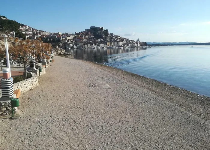 아파트 Antonela 시베니크