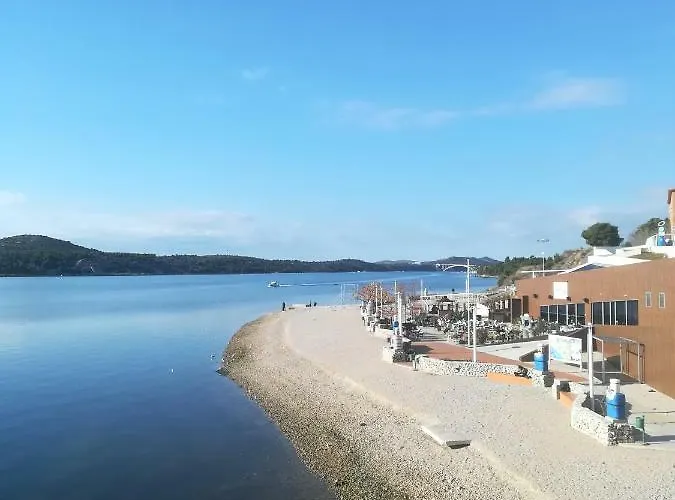 Antonela * 시베니크